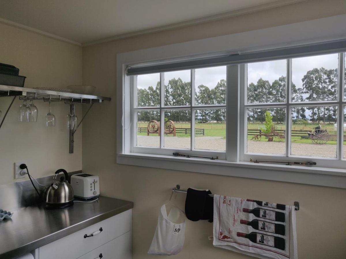 Bramley'S Stables And Accommodation Rangiora Exteriör bild